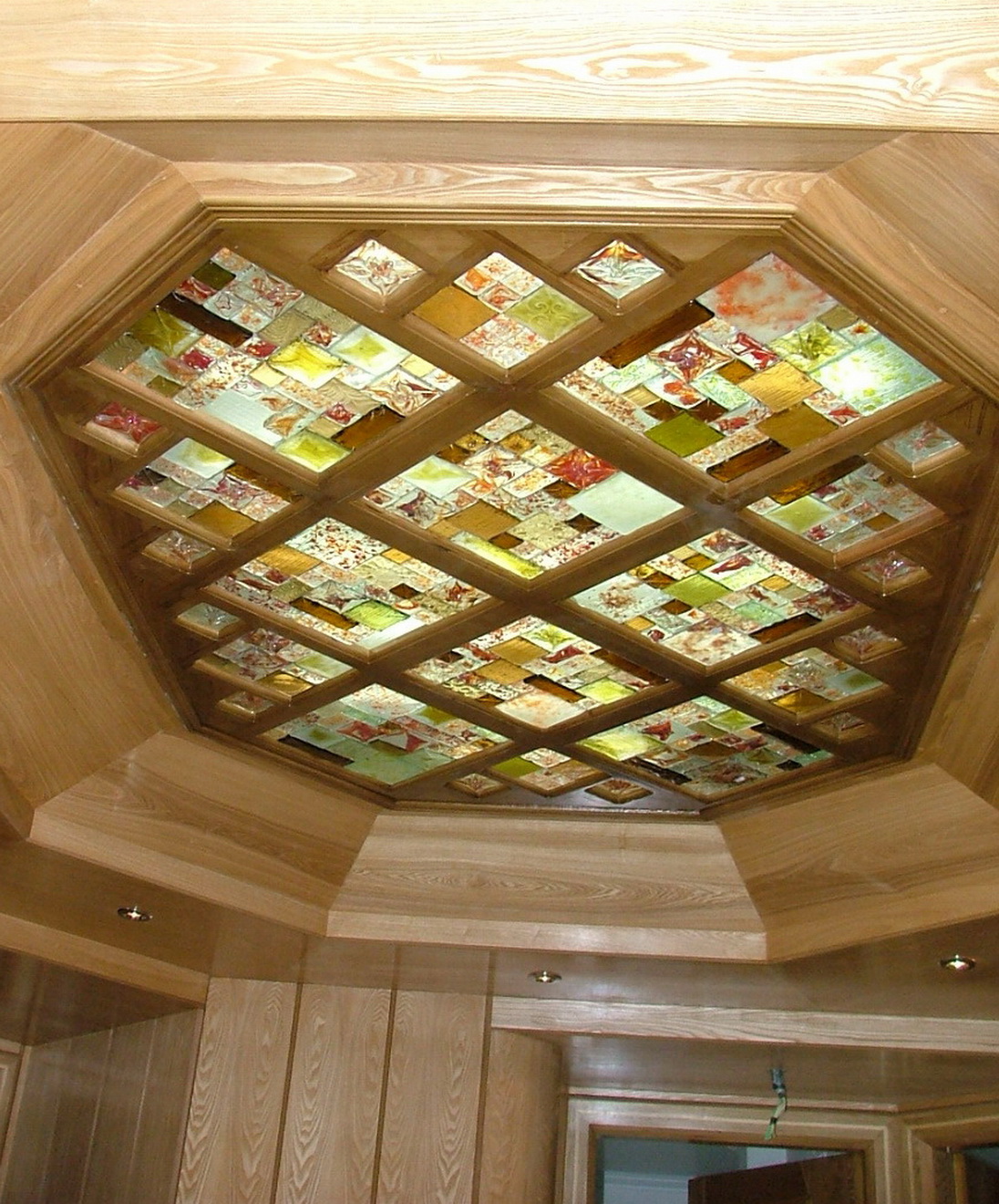 نورگیر و سقف کاذب شیشه ای دکوراتیو